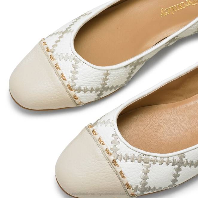 VXTJ250 blanco Russell And Bromley mujer bomba de ballet boulevard2